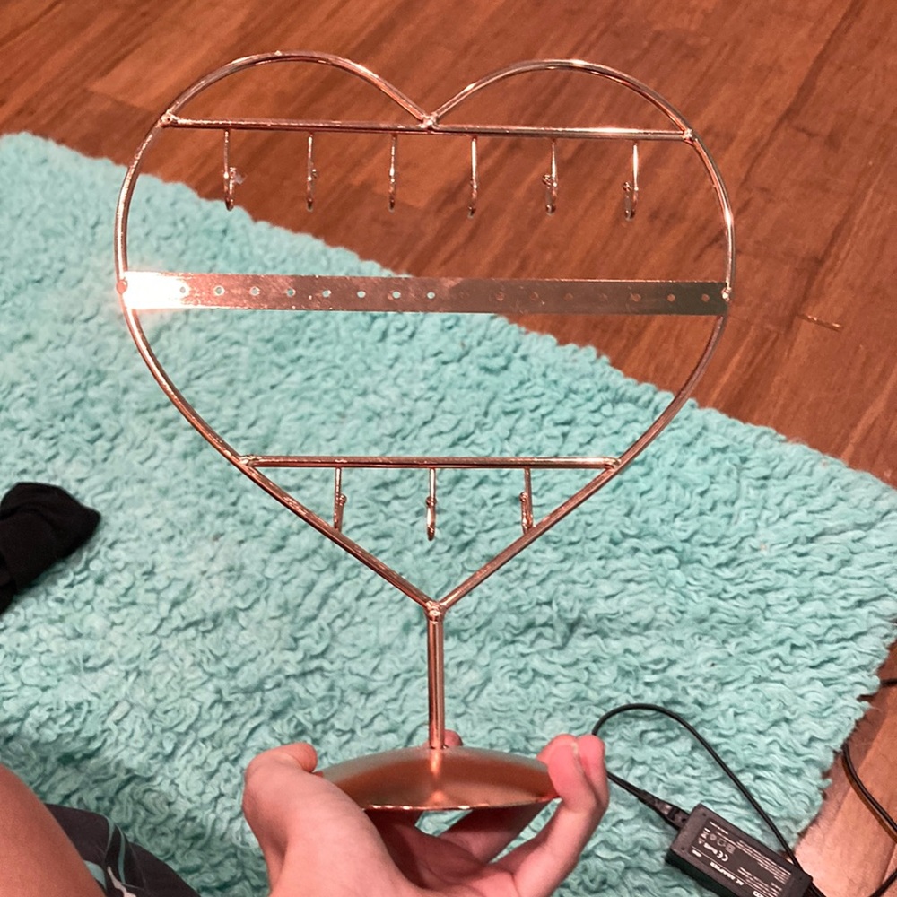 Heart shaped jewelry holder